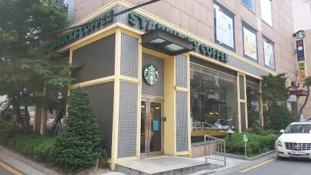 Starbucks Samseonggyo