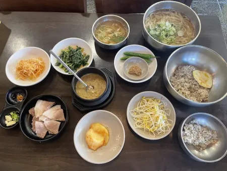 칠곡보리밥칼국수