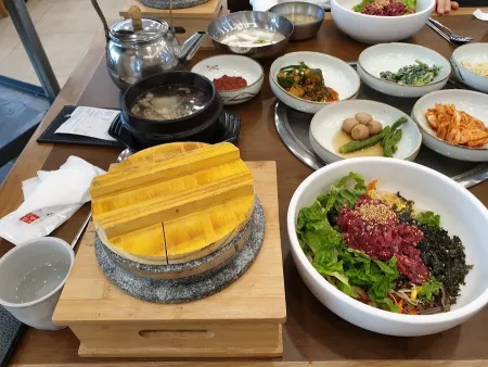 옥과한우촌 상무점