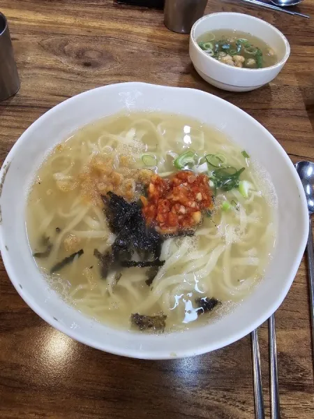Chunhachudong Kalguksu Main Branch