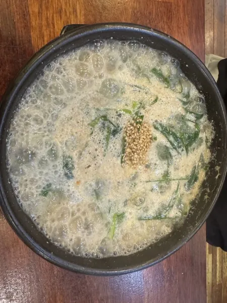 Jeonju Igane Kongnamul Gukbap