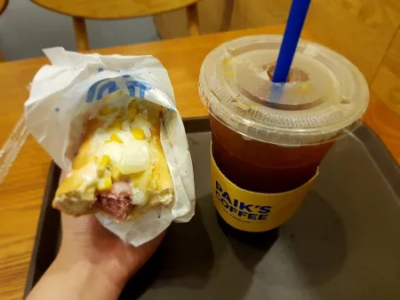 Paik's Coffee Centum SH Valley Branch