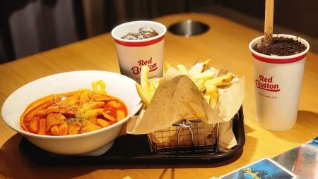 보드게임카페 레드버튼 천안점