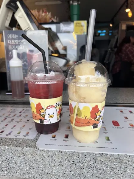 Hasamdong Coffee Songjeong Beach Branch