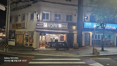 Cheogajip Yangnyeom Chicken Ilgwang Branch