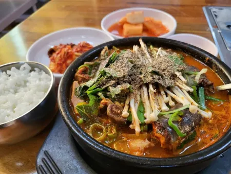 아우내엄나무순대 병천본점