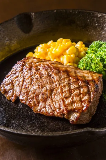 ステーキ ヒカル