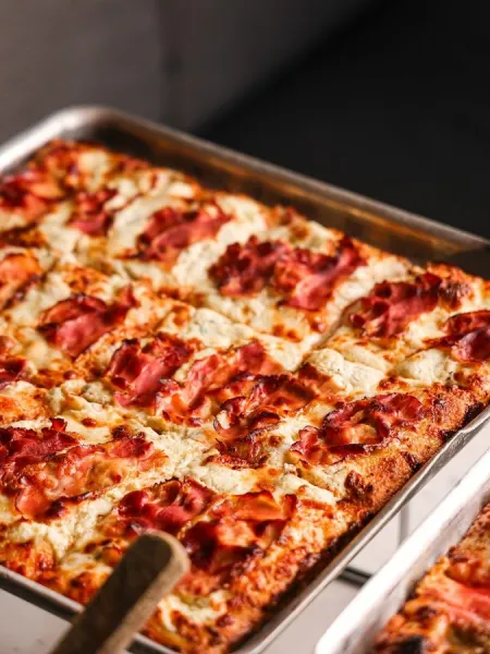 Adrienne's Pizzabar