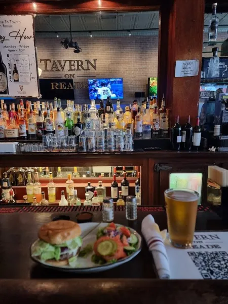 Tavern On Reade