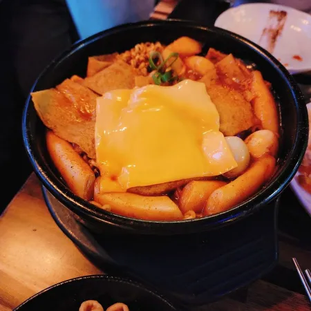 Yeokjeon Halmeoni Beer Mangwon Branch