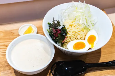 Ramen えびの女神 (ラーメン えびの女神)