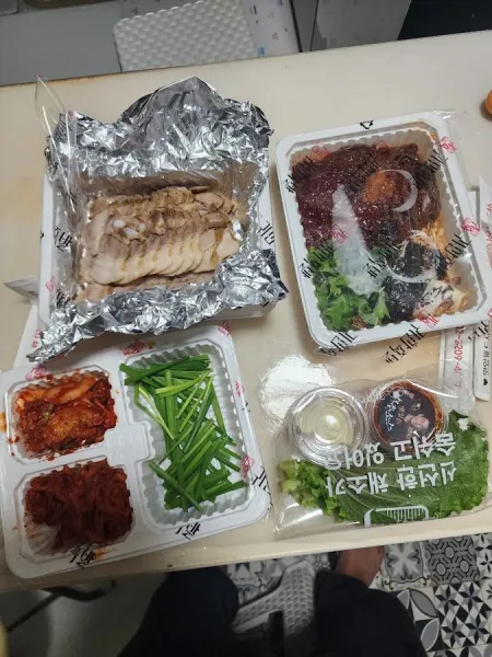 귀한족발 사가정점