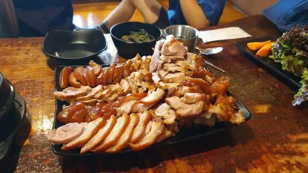 황박사왕족발