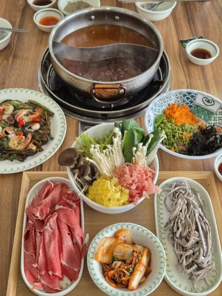 메밀밭샤브칼국수