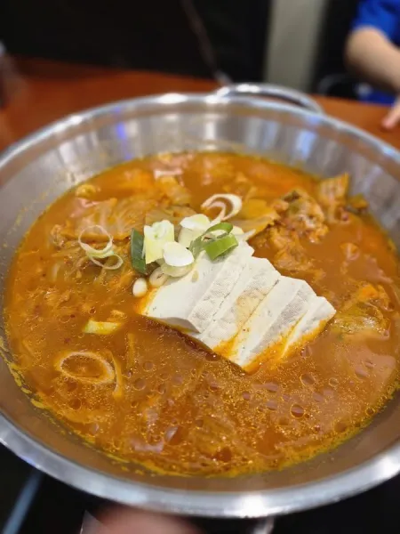 Baekchae Kimchi Jjigae Mapo Gongdeok Branch