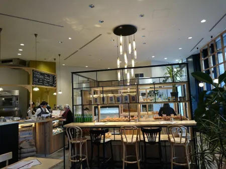 Bread, Espresso & Minamimorimachi junction