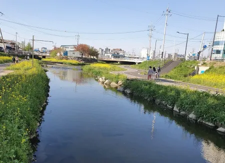 천안천