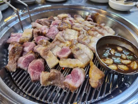 Dongnim Jeju Samgyeopsal