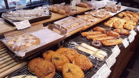Tous Les Jours Cheonho Market