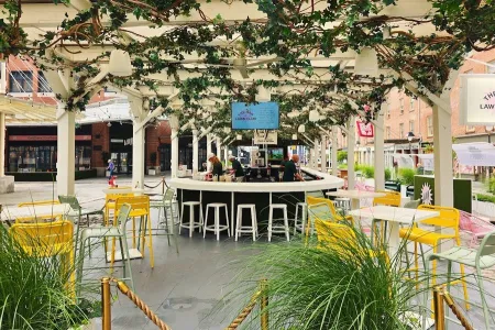 The Garden Bar