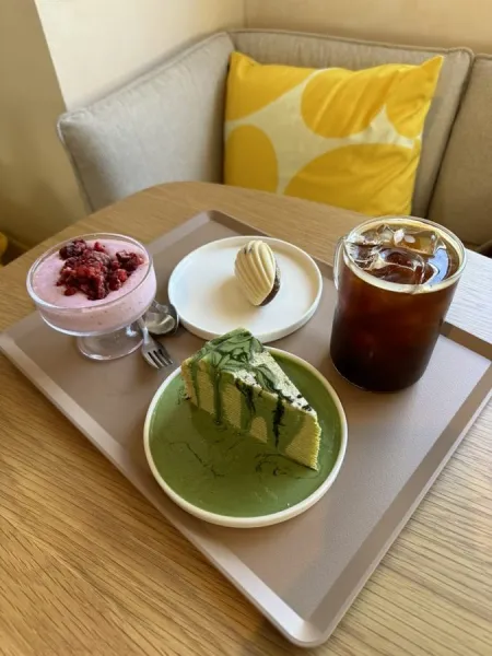 Cafe Rainbow