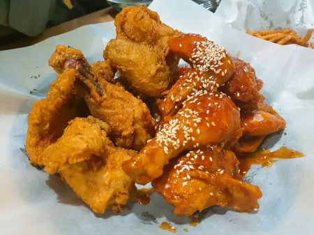 Kkanbu Chicken Gongdeok Ogeori