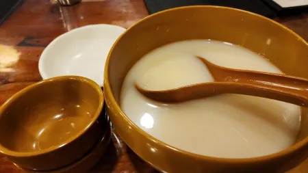 Joseon Kalguksu Wa Tong Makgeolli