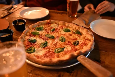 Paulie's