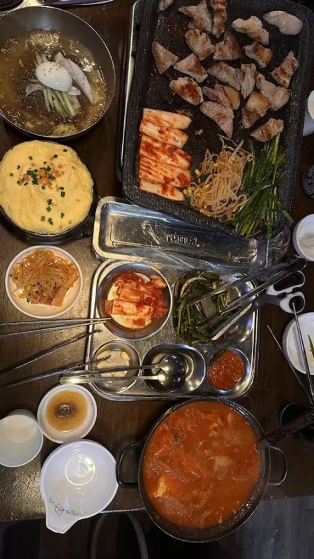 Samsamine Saenggogi