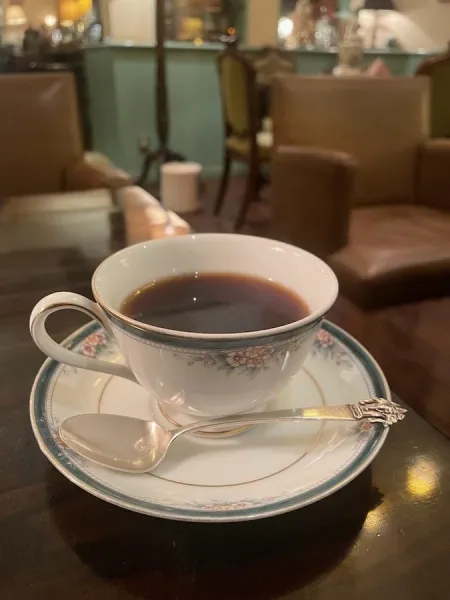 Cafe d' Luton