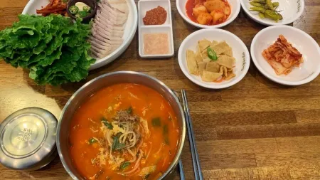 Seoul Jeontong Yukgaejang Jeonju Branch