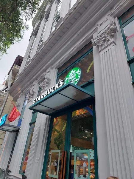 Starbucks – Nguyen Huu Huan