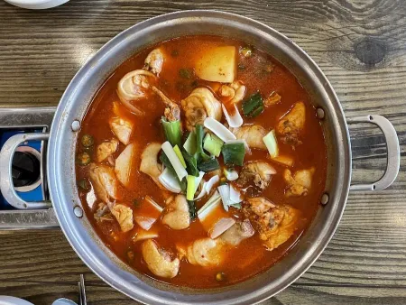 목연식당두정점