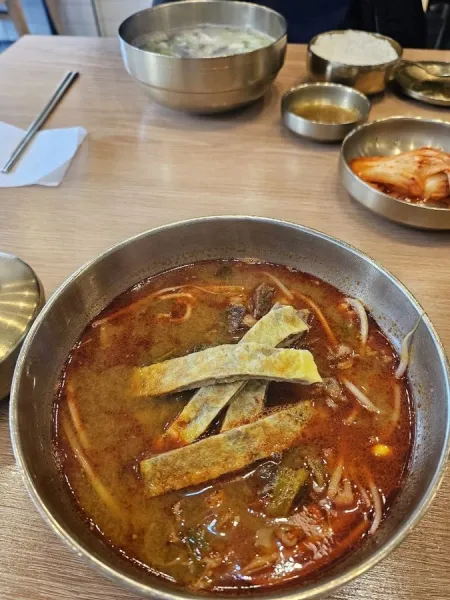 Yukjeon Gukbap Cheonho Station Branch