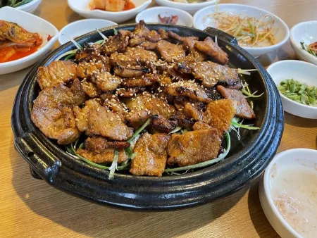 Miryang Dwaeji Gukbap