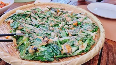 Kim Ilyeong Gijang Miyeok Kalguksu