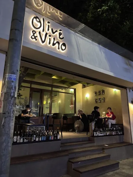 Olive & Vino wine bar